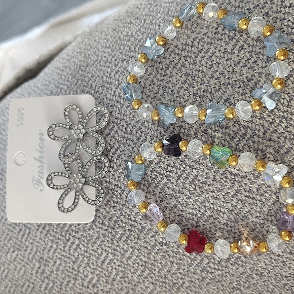 3 piece Jewelry - Picture 1 of 6